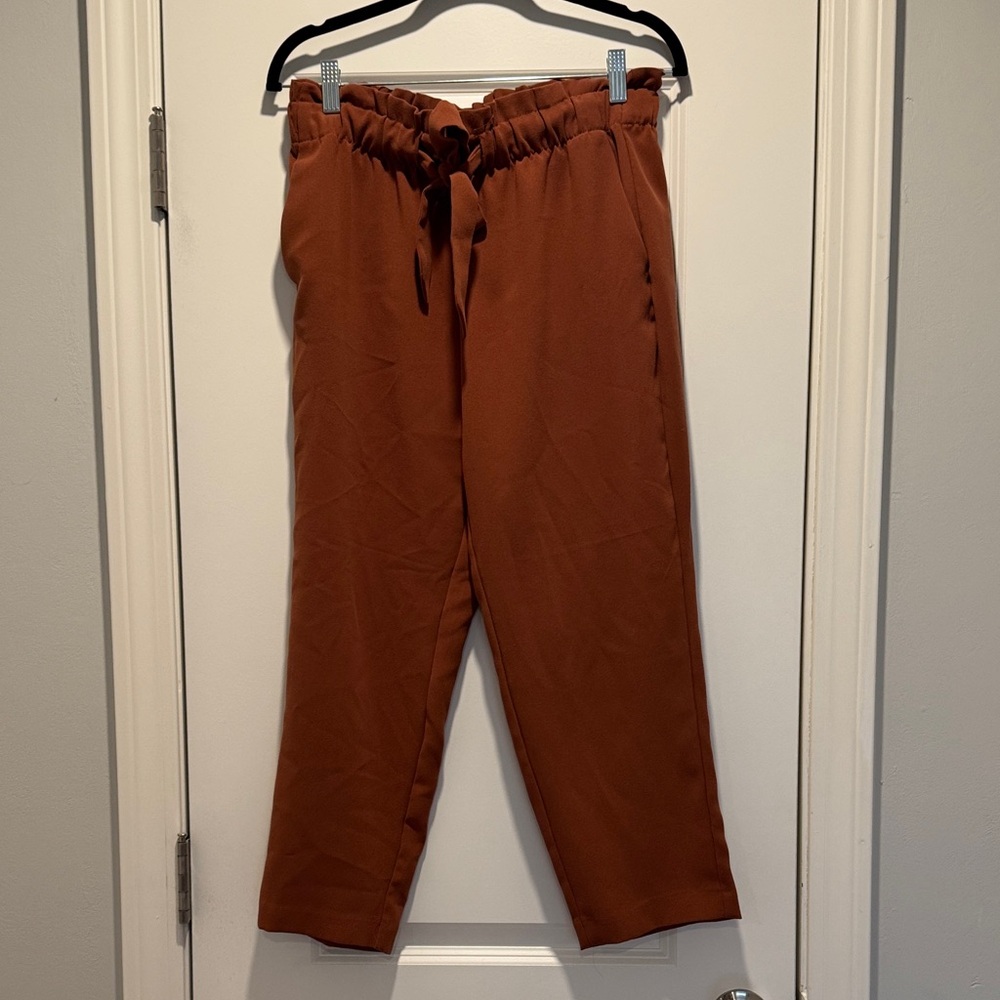 Women’s High-Waisted Paper-bag Pants